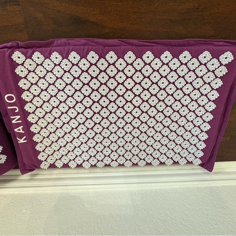 KANJO MEMORY FOAM ACUPRESSURE MAT PILLOW SET Back/Neck Relief, IN BAG - Picture 4 of 13